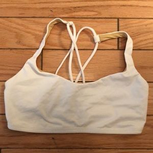 White lulu lemon sports bra